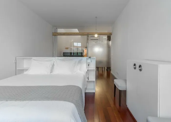 Goabio 2 River View Apartment