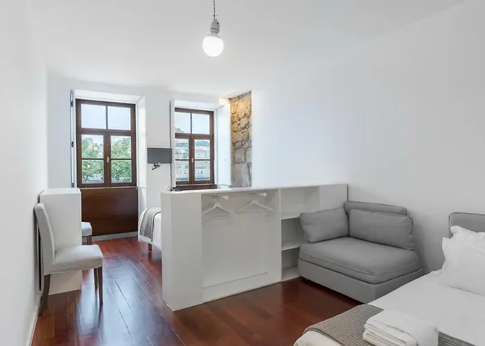 Goabio 2 River View *